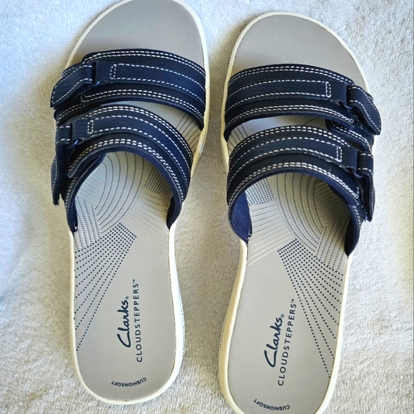 Cloudsteppers by Clarks womens size 8. NWT with box - Picture 2 of 9